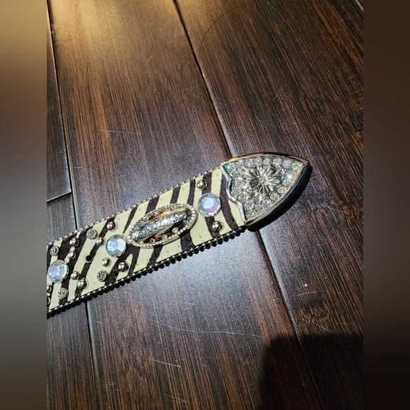 Women's Atlas Cowgirl Belt Zebra Print with Stones size XL - Picture 4 of 6